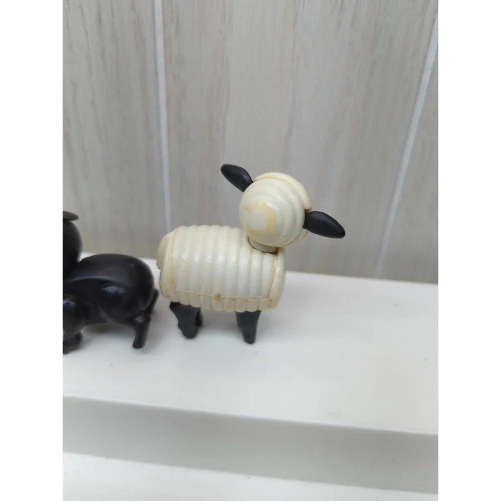 Fisher-Price Little People vintage hex screw farm animals black pig sheep USED